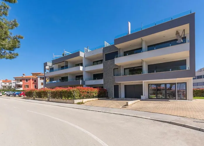 Luxury Novigrad *
