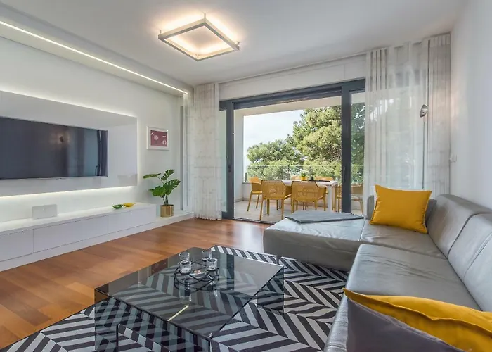 아파트 Luxury Novigrad *